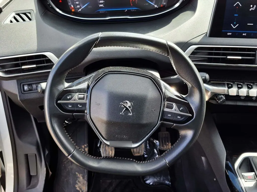 Peugeot 3008 1.2 Active Pack Puretech 130 4x2 Mt6 5p año 2022
