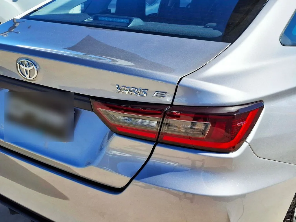 Toyota Yaris 1.5 E 4x2 Sdn Cvt At 4p año 2026