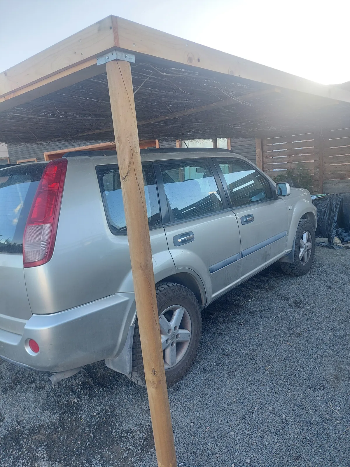 NISSAN X-TRAIL 2.5 X 4x4 Cuero At año 2009