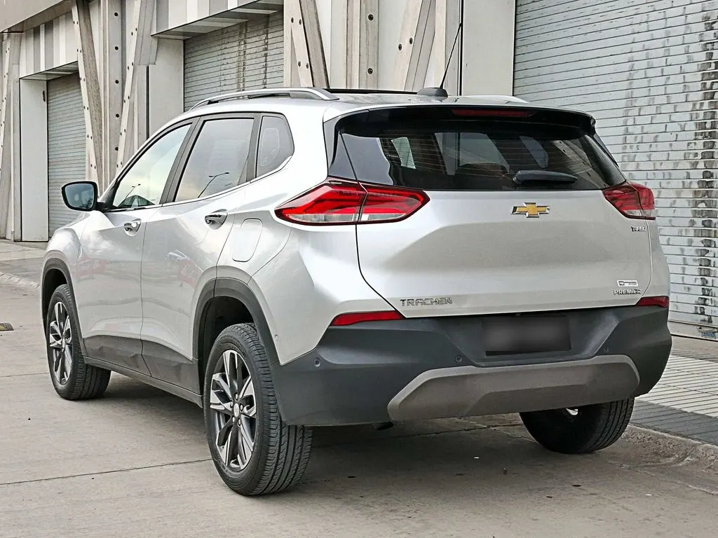 Chevrolet Tracker 1.2t Premier T 4x2 At 5p año 2024
