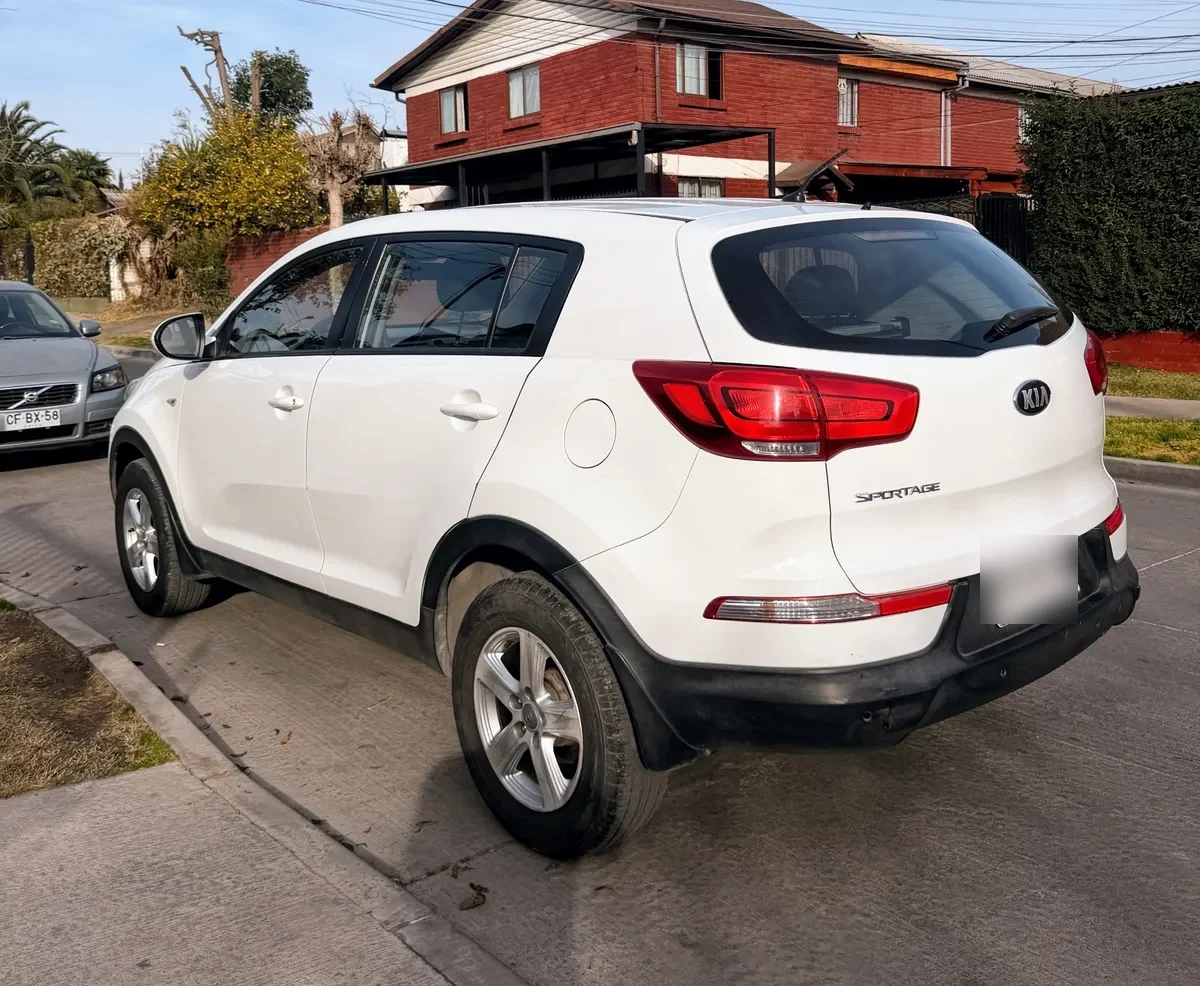KIA MOTORS SPORTAGE 2.0 Lx Dab Mt año 2015