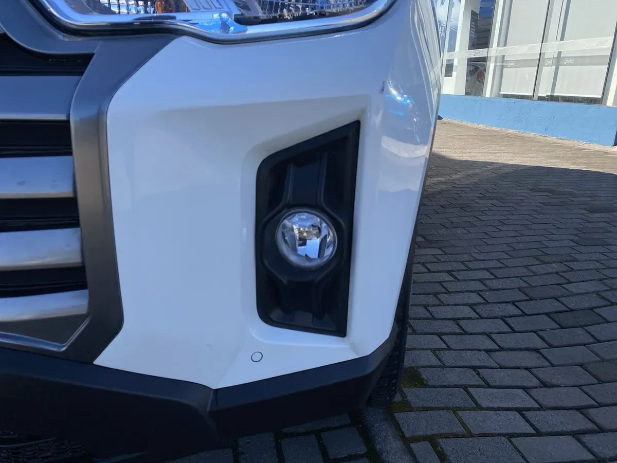 Ssangyong Musso 2.2 Td Grand Glx Diesel 4wd Nueva Radio Mt6 4p año 2025