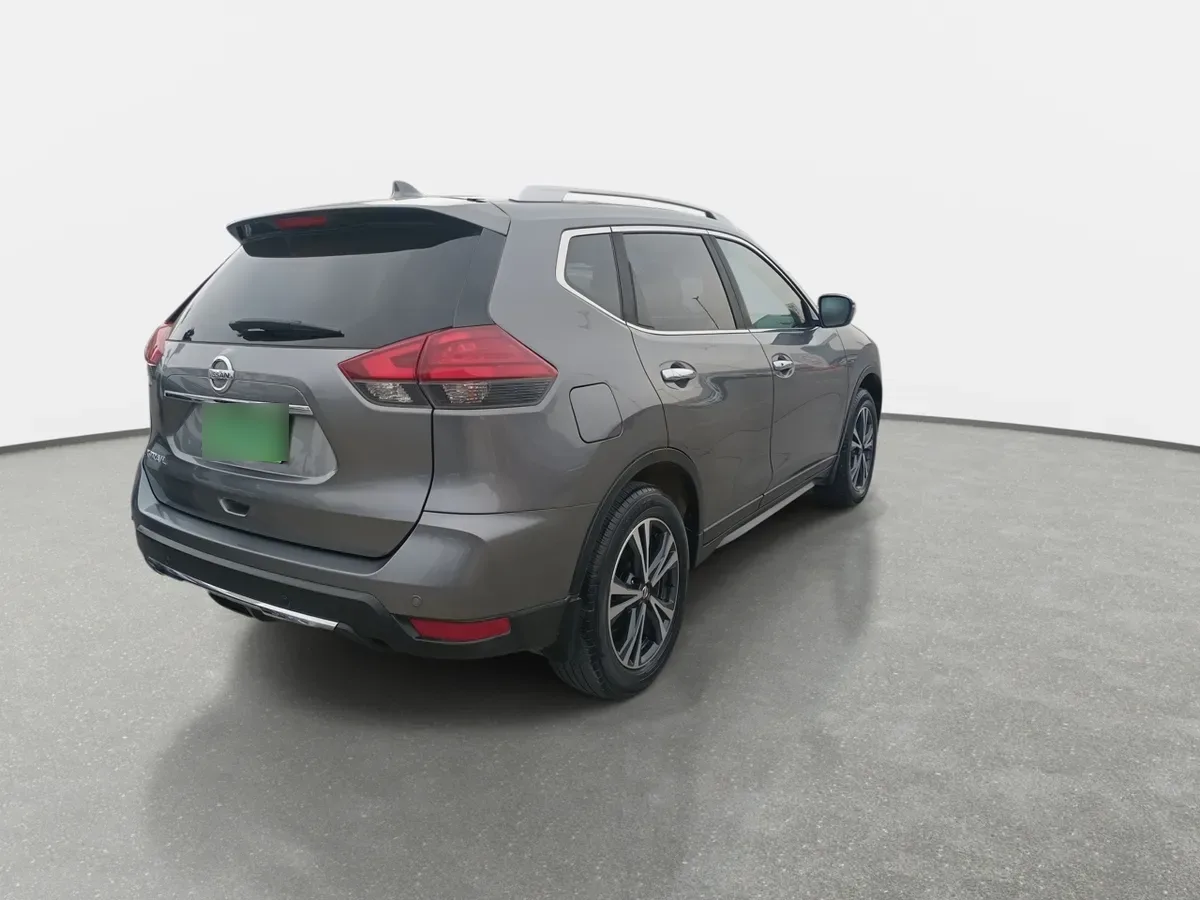 Nissan X-Trail 2.5 Advance Mc 4x2 3row Cvt At 5p año 2021