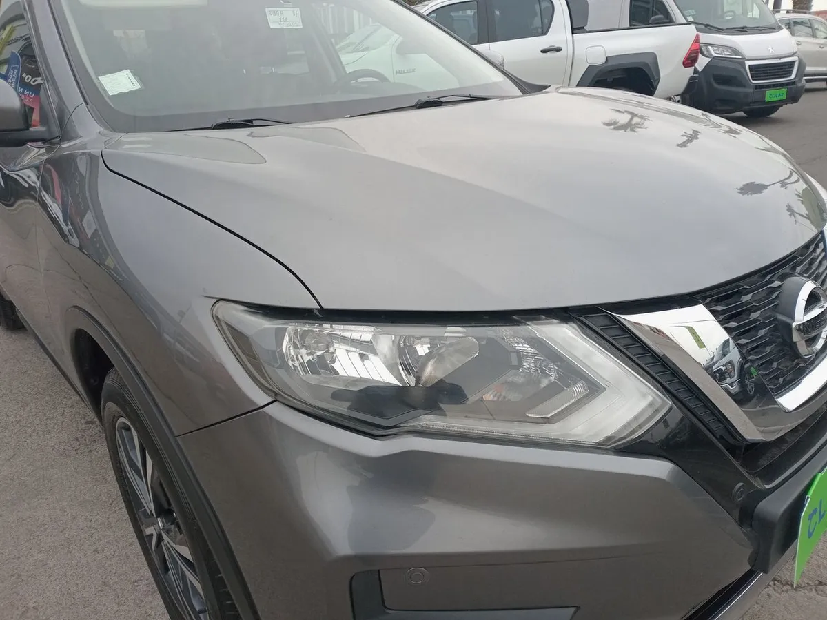Nissan X-Trail 2.5 Advance Mc 4x2 3row Cvt At 5p año 2021