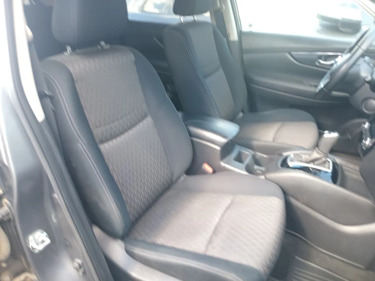 Nissan X-Trail 2.5 Advance Mc 4x2 3row Cvt At 5p año 2021