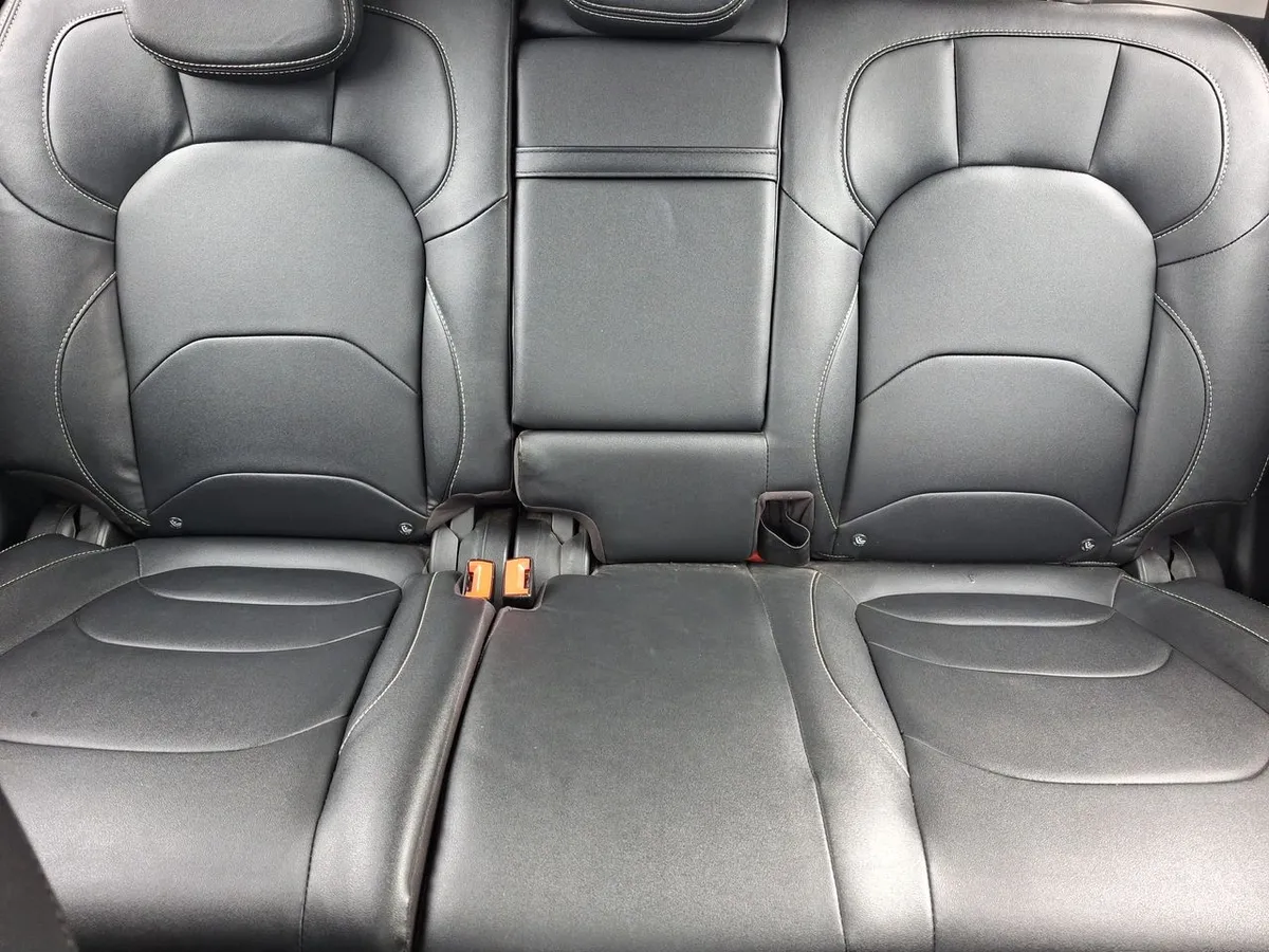 Chevrolet Captiva 1.5t Premier Fwd Mt 5p año 2023