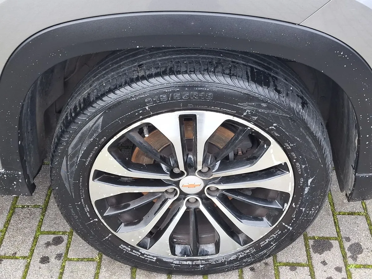 Chevrolet Captiva 1.5t Premier Fwd Mt 5p año 2023