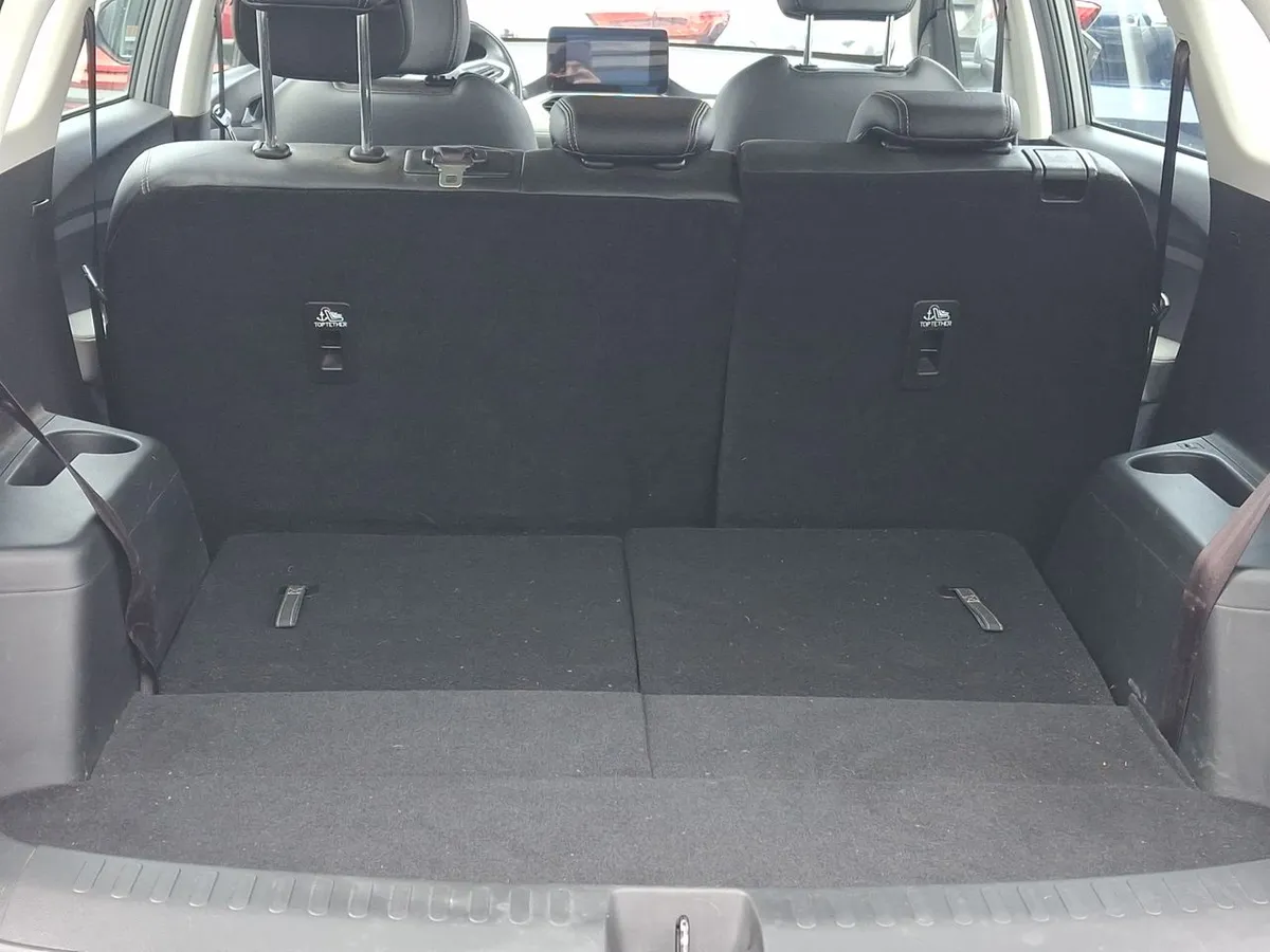 Chevrolet Captiva 1.5t Premier Fwd Mt 5p año 2023