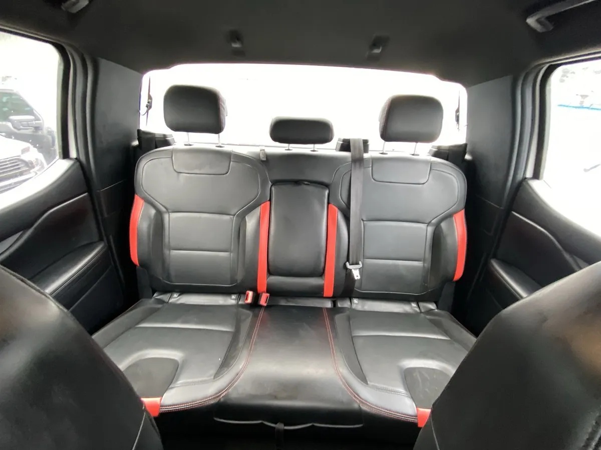 Ford Ranger 3.0t Raptor 4x4 Dob. Cab. At 4p año 2024
