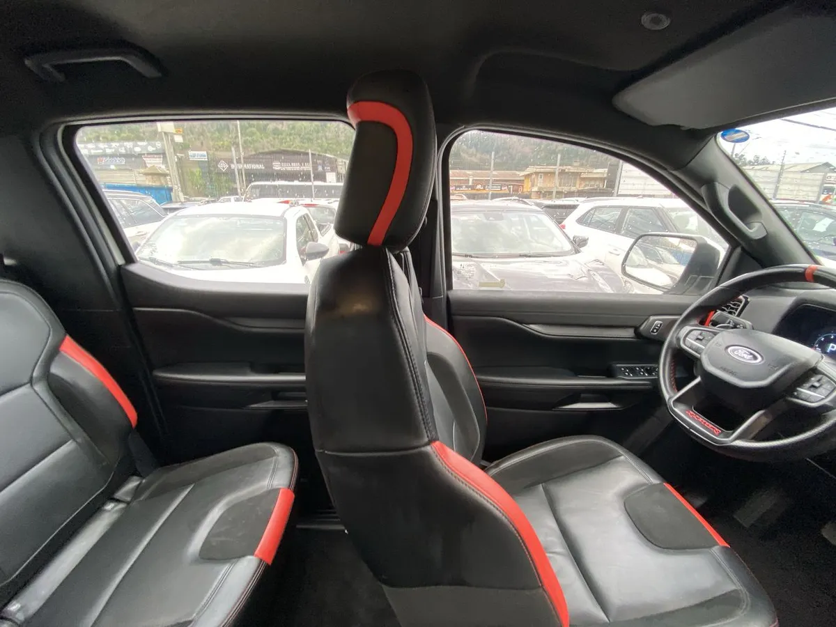 Ford Ranger 3.0t Raptor 4x4 Dob. Cab. At 4p año 2024