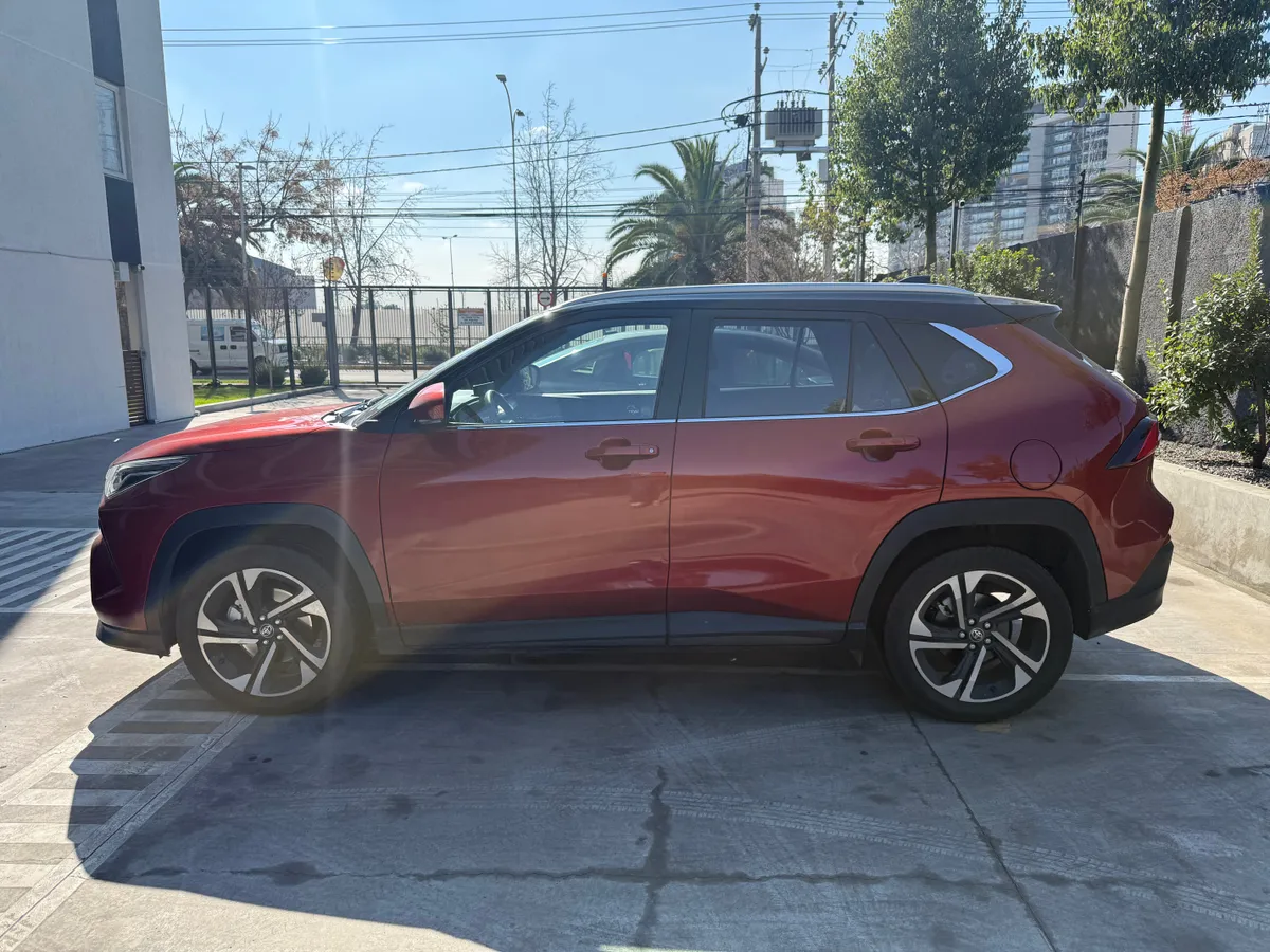TOYOTA YARIS CROSS 1.5 Xg At año 2025