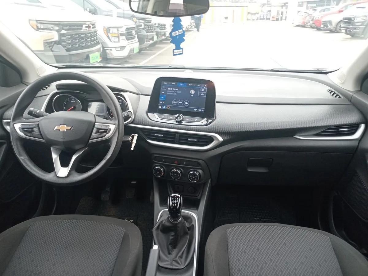 Chevrolet Tracker 1.2t Ls Fwd Mt 5p año 2022