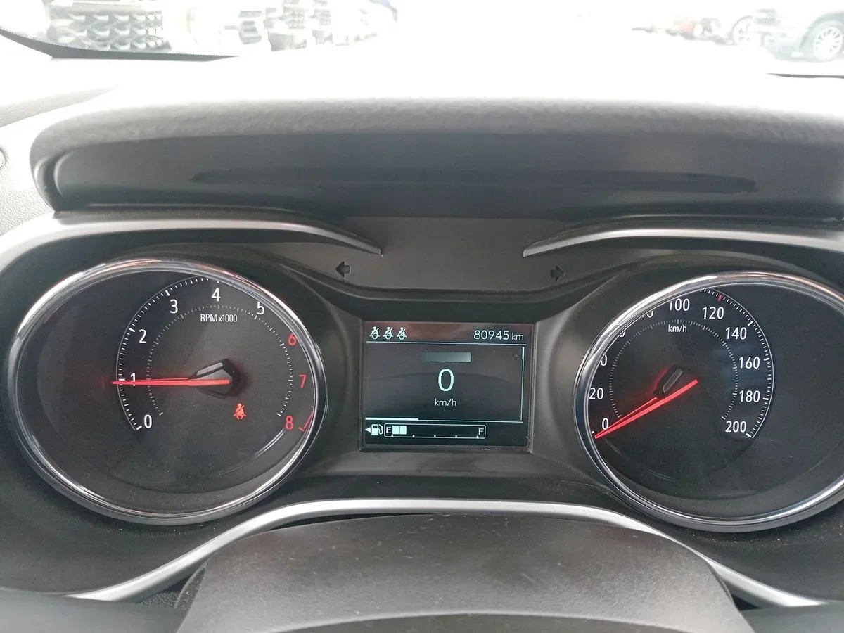 Chevrolet Tracker 1.2t Ls Fwd Mt 5p año 2022
