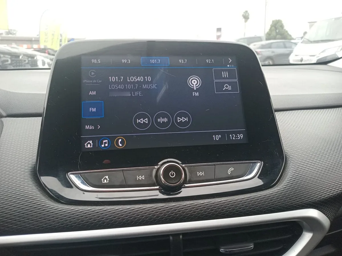 Chevrolet Tracker 1.2t Ls Fwd Mt 5p año 2022