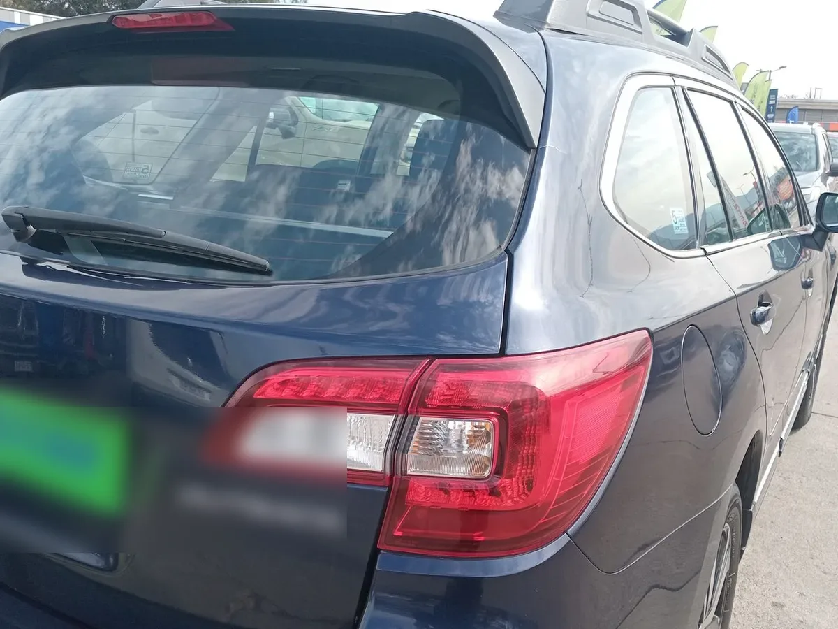 Subaru Outback 2.5i Limited Awd Cvt At 5p año 2019