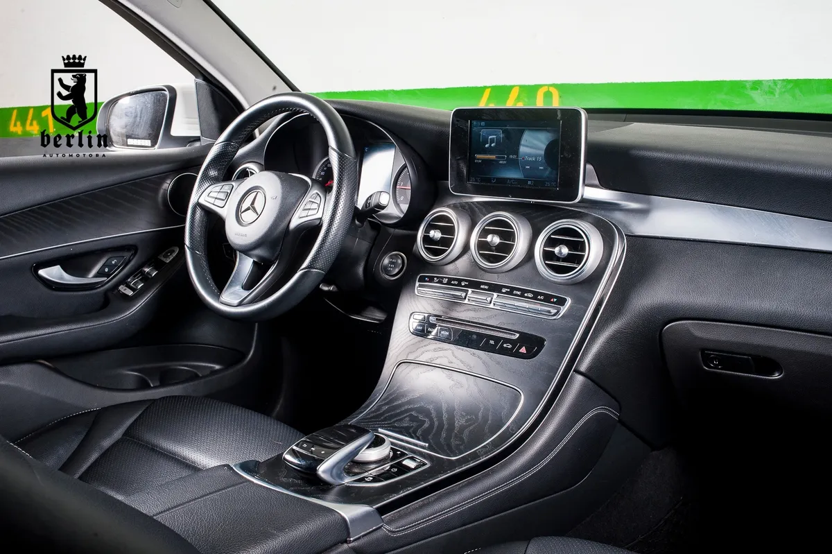MERCEDES BENZ GLC 220 2.1 At Diesel año 2018