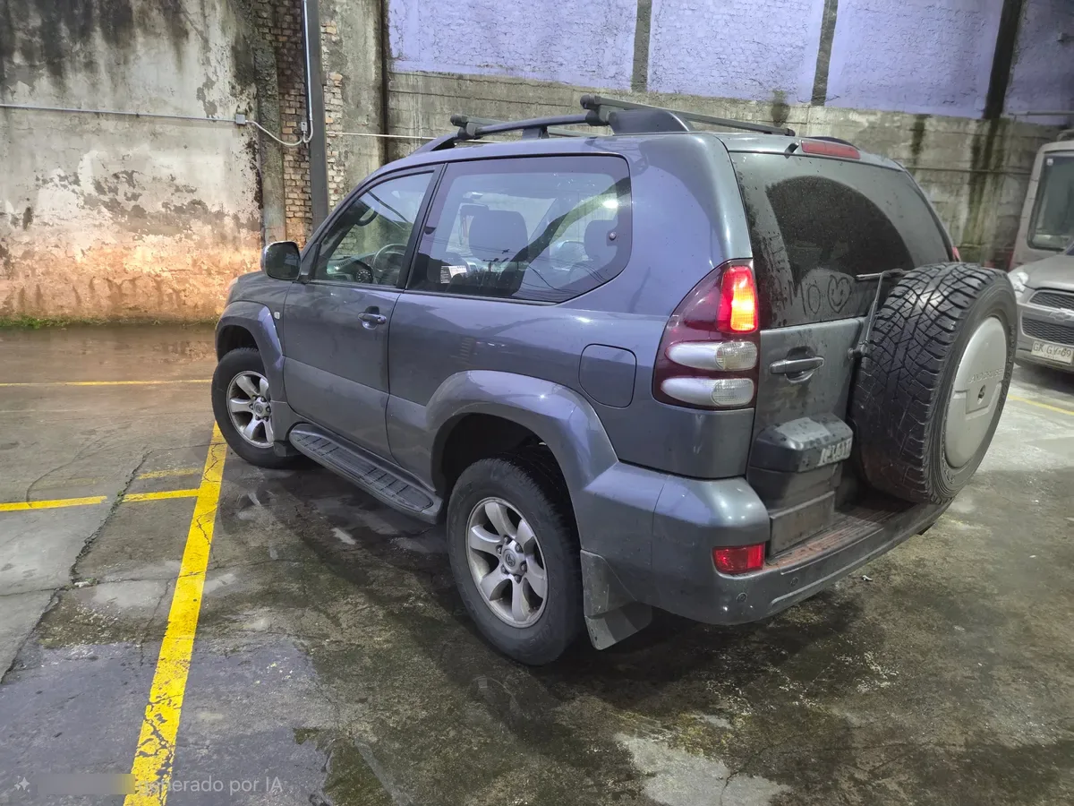 TOYOTA LAND CRUISER 2.7 Prado Lujo Mt año 2008