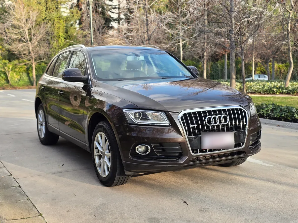 AUDI Q5 2.0 Tfsi Attraction Quattro Tiptronic At 4x4 año 2015