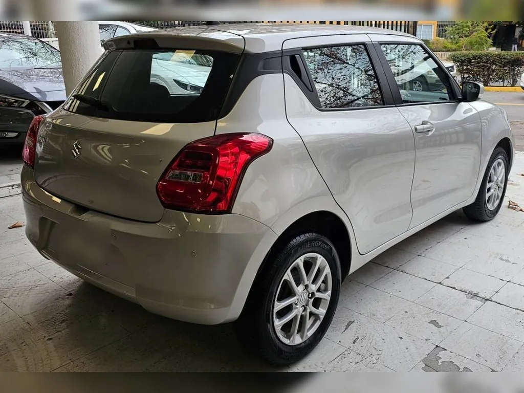 Suzuki Swift Swift Amt año 2021
