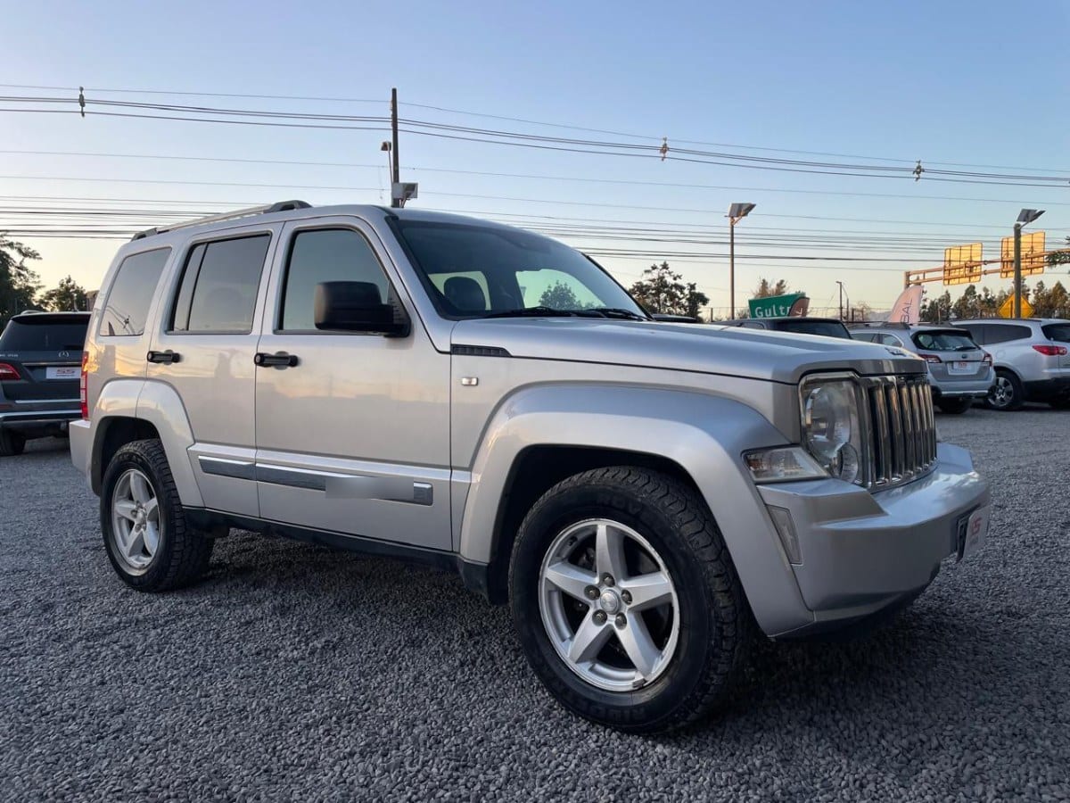 Jeep Cherokee Limited3.7 Aut 4x4 año 2013