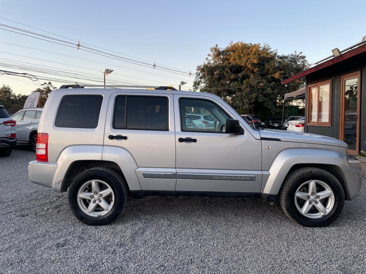 Jeep Cherokee Limited3.7 Aut 4x4 año 2013