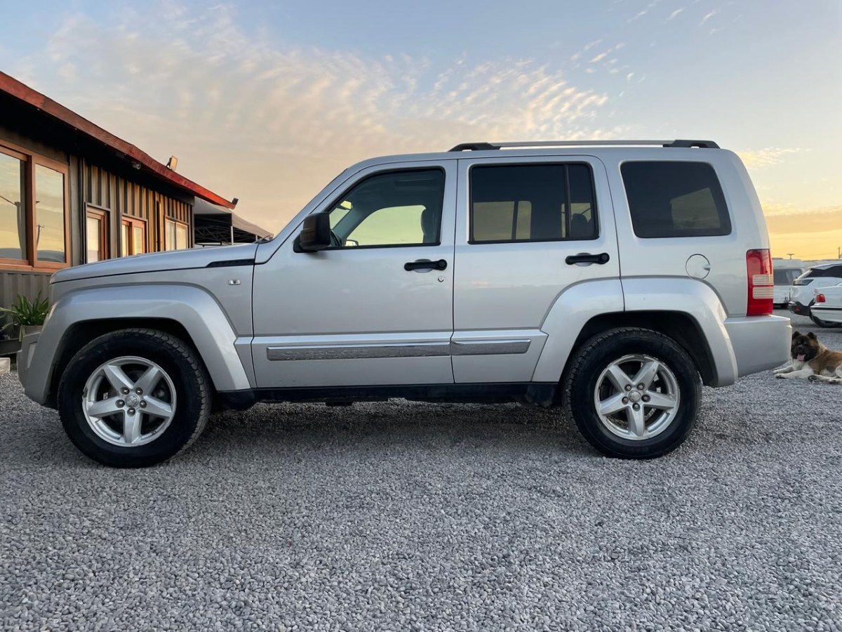 Jeep Cherokee Limited3.7 Aut 4x4 año 2013