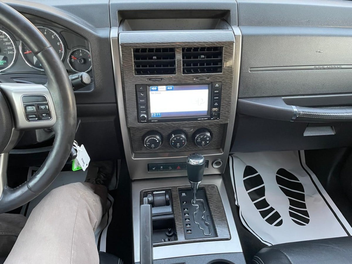 Jeep Cherokee Limited3.7 Aut 4x4 año 2013
