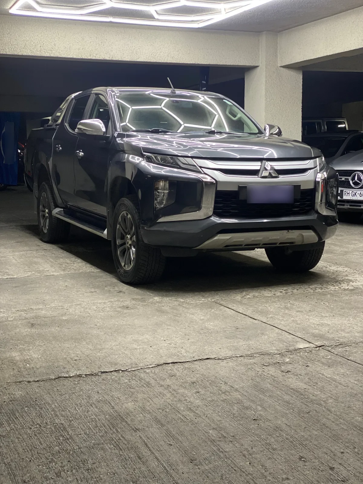 MITSUBISHI L200 2.4 Td Dakar Crs Hp At 4x4 Diesel año 2020