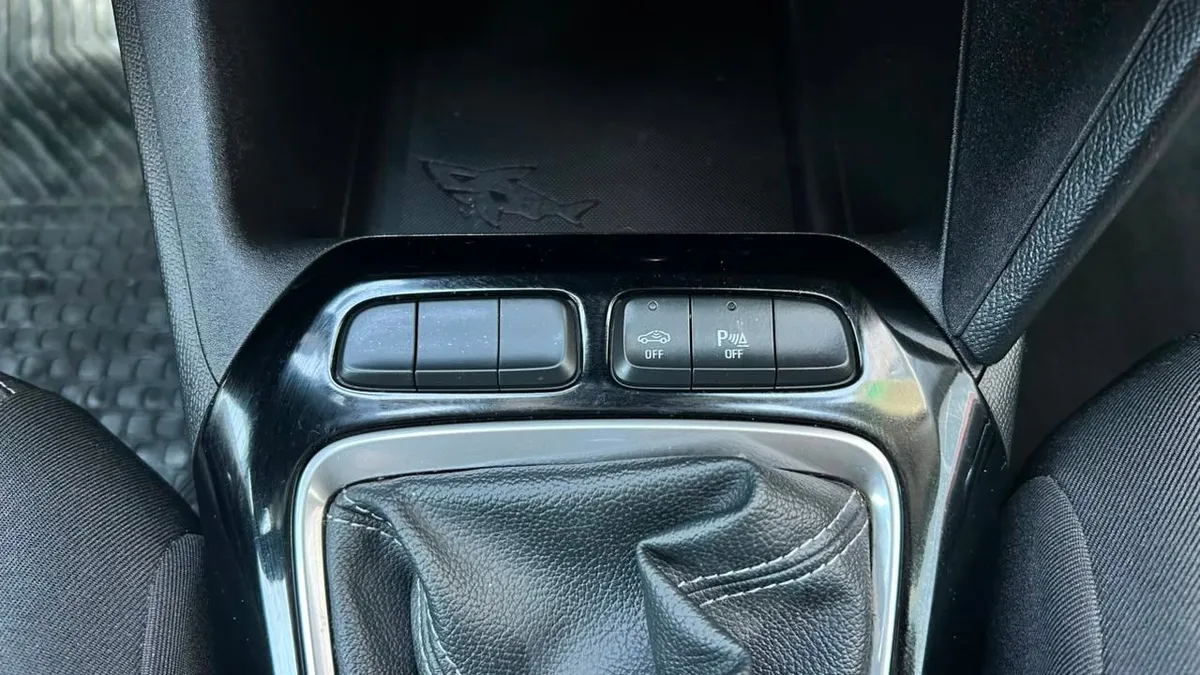 Opel Corsa 1.2 Edition 75 Hp Mt año 2022