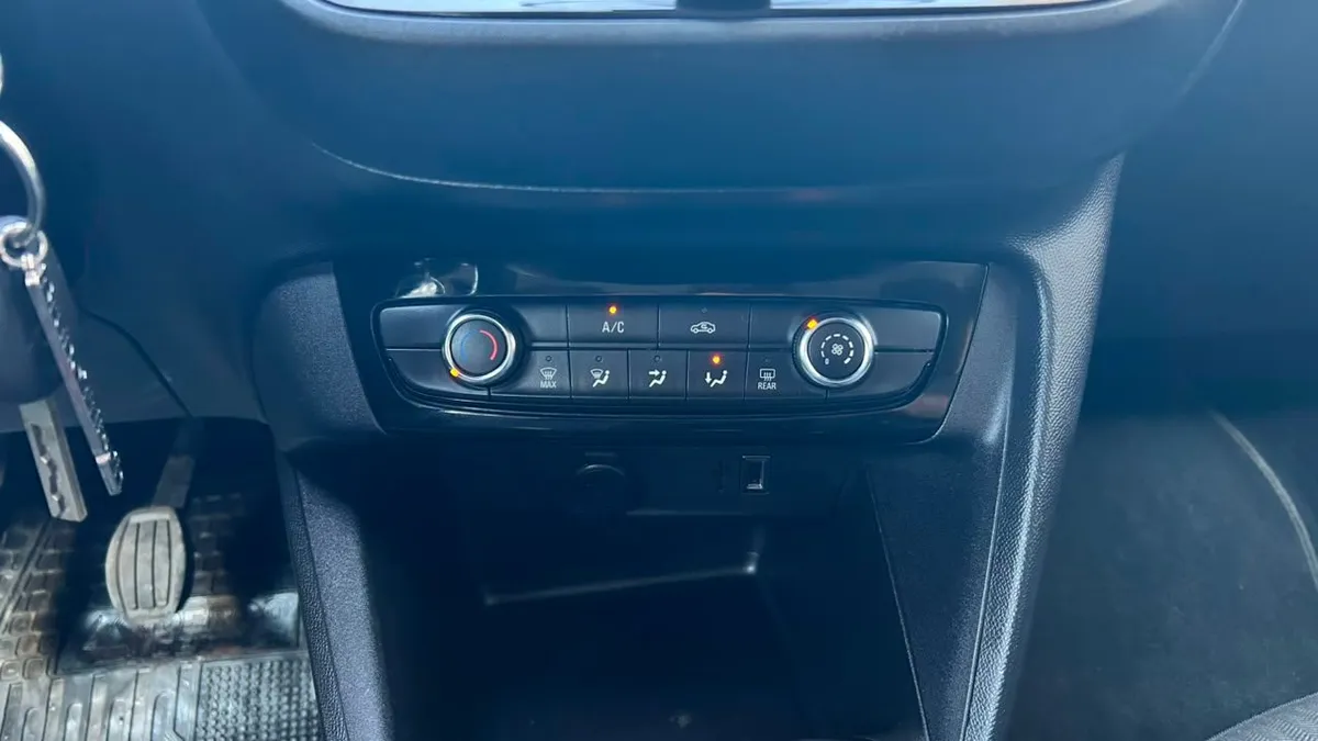 Opel Corsa 1.2 Edition 75 Hp Mt año 2022