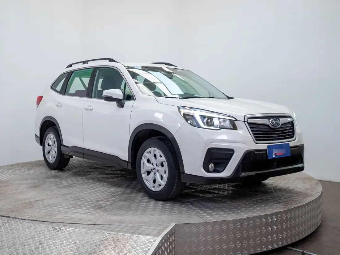 Subaru Forester 2.0 Awd X At 4x4 año 2021