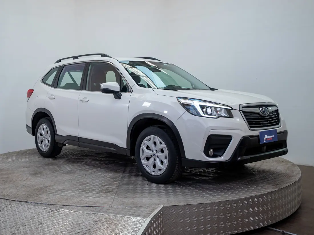 Subaru Forester 2.0 Awd X At 4x4 año 2021