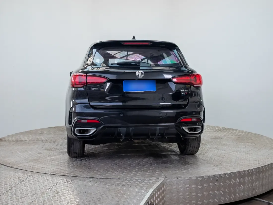 MG Hs 1.5t Com Mt año 2024