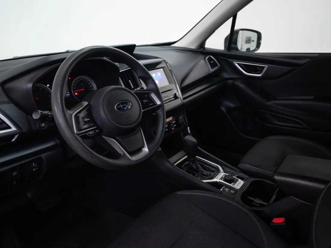 Subaru Forester 2.0 Awd X At 4x4 año 2021