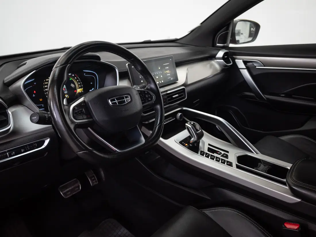 Geely Coolray 1.5 Sport 7dct At año 2022