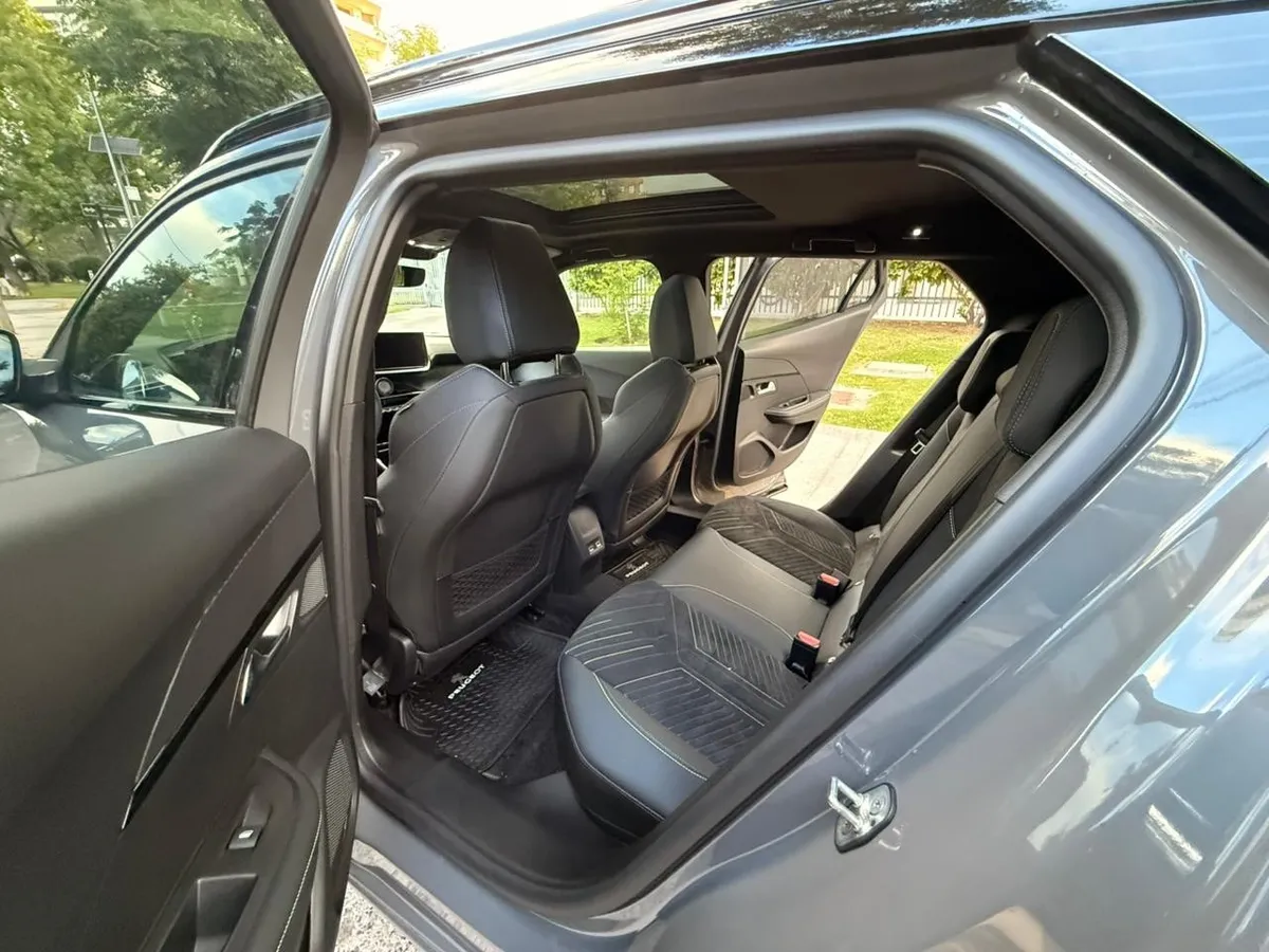 PEUGEOT 2008 1.5 Gt Bluehdi 130 At Diesel año 2024