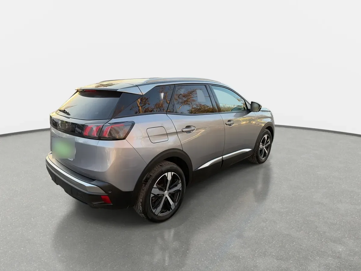 Peugeot 3008 1.5 Allure Pack Bluehdi 130 4x2 Eat8 5p año 2024