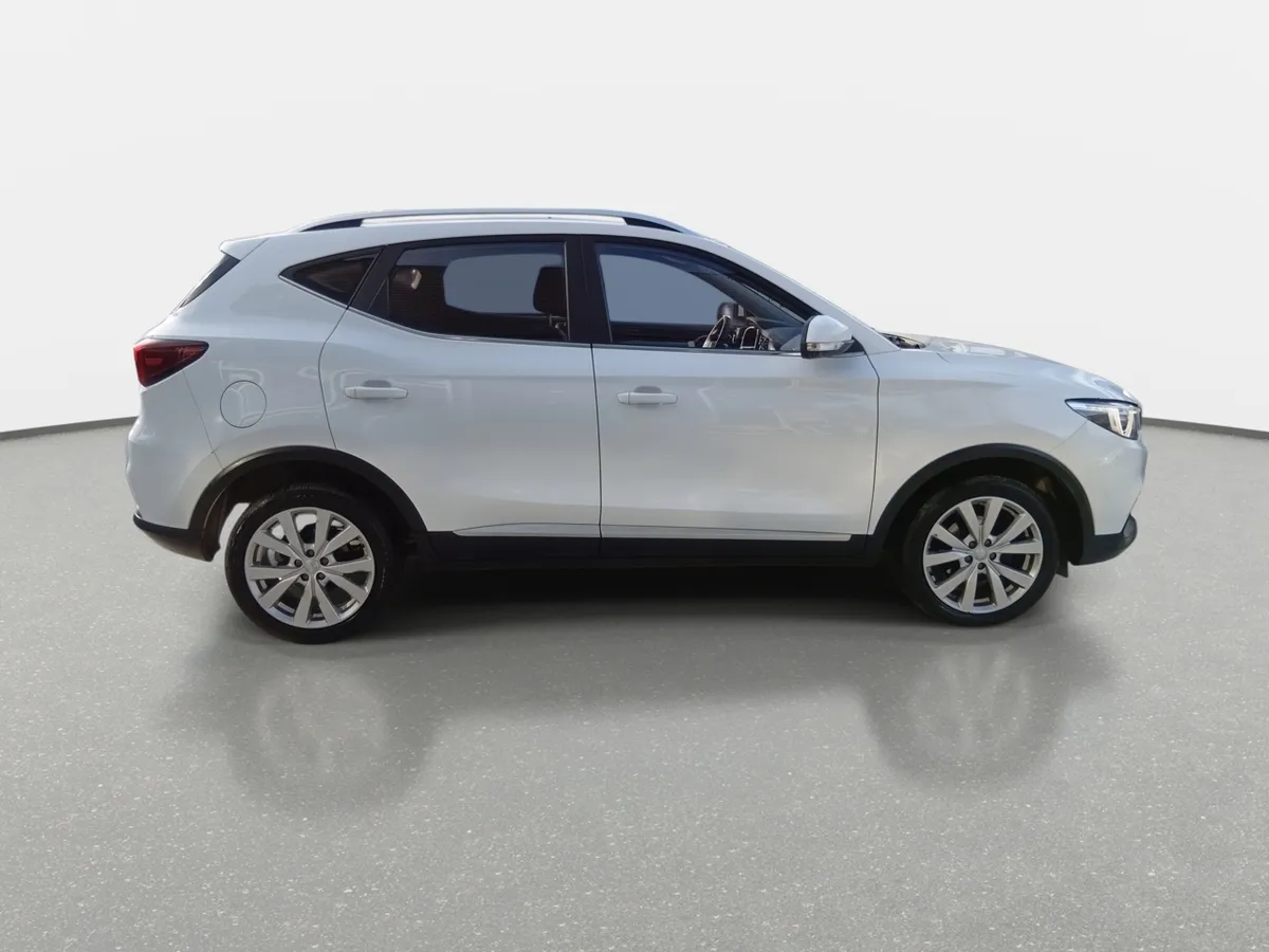 MG Mg Zs 1.5 Std 4x2 At 5p año 2023