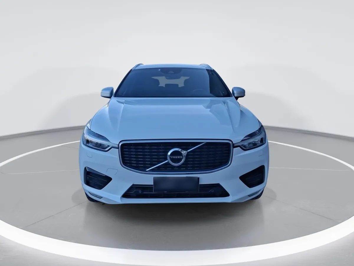 Volvo Xc60 2.4 T6 R-Design At 5p año 2020