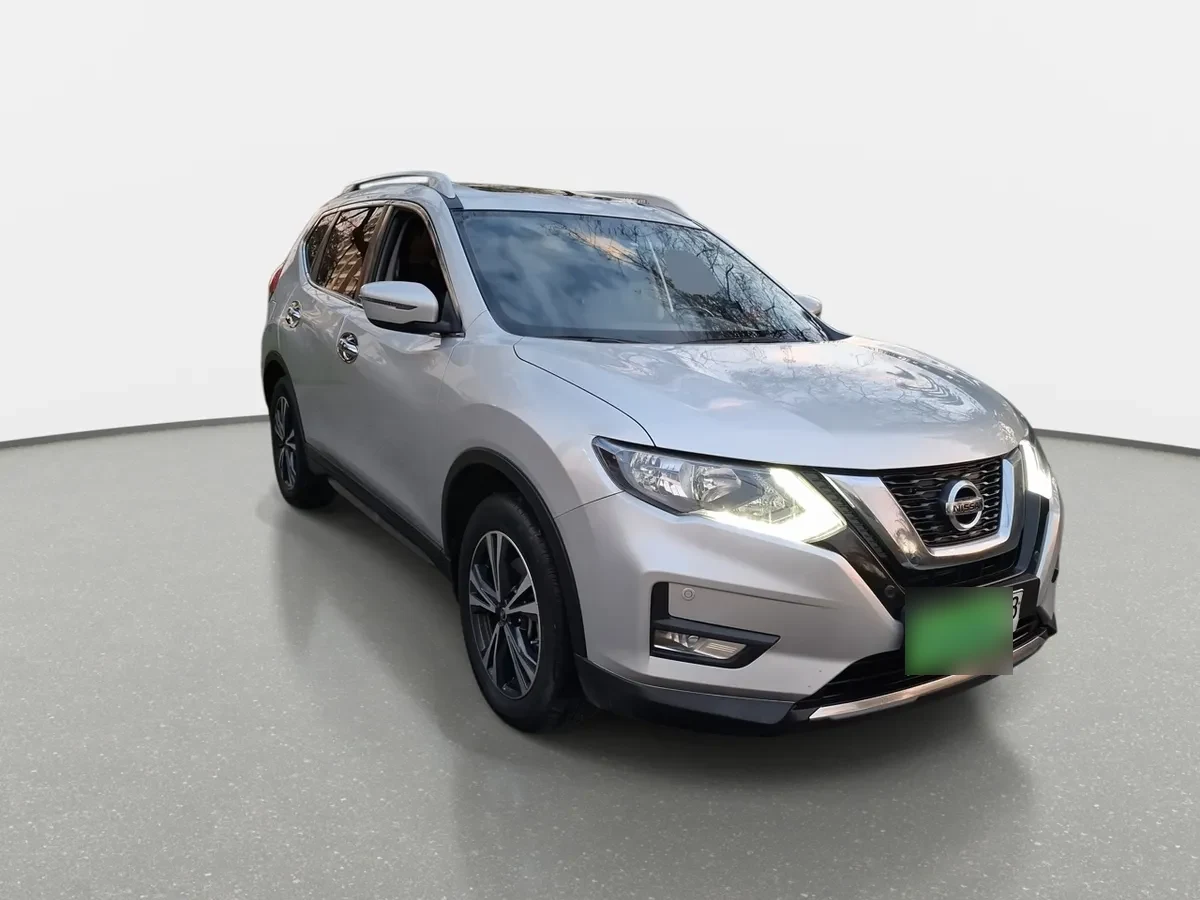 Nissan X-Trail 2.5 Advance 4x2 3row Cvt At 5p año 2023