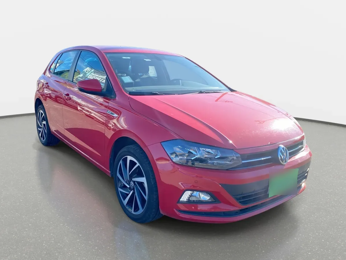 Volkswagen Polo 1.6 Highline 4x2 Hb Mt 5p año 2023