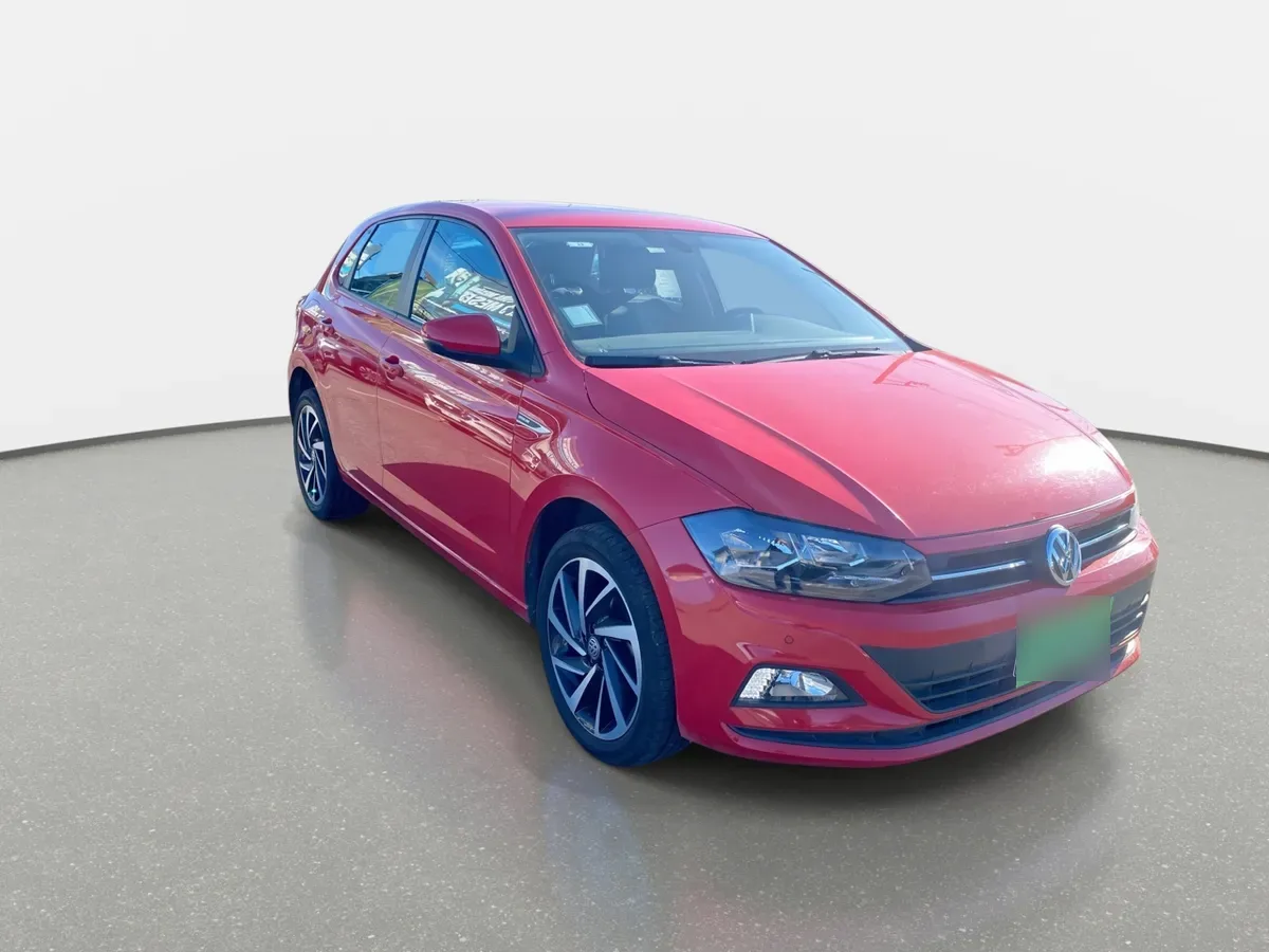 Volkswagen Polo 1.6 Highline 4x2 Hb Mt 5p año 2023