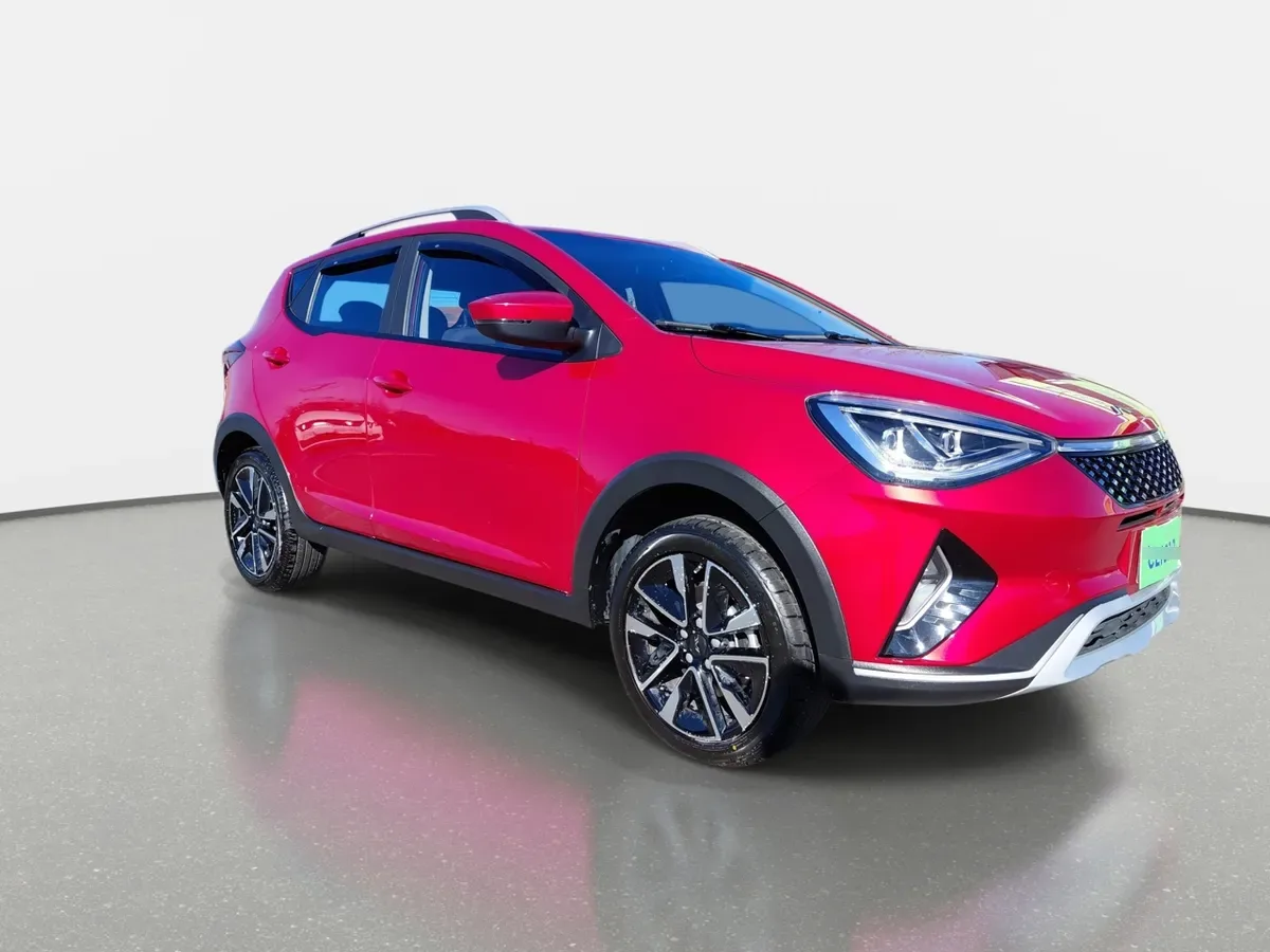 JAC Js2 1.5 Luxury 4x2 Mt 5p año 2025
