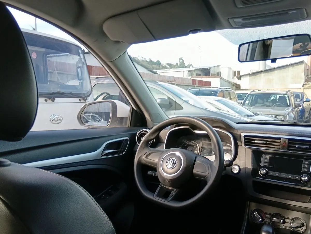 MG Mg Zs 1.5 Std 4x2 At 5p año 2023