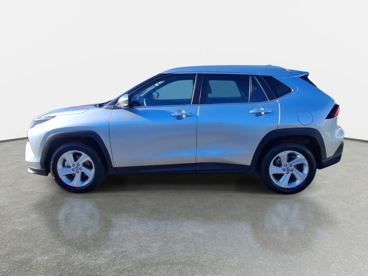 Toyota Yaris Cross 1.5 Xi 4x2 5mt 5p año 2026