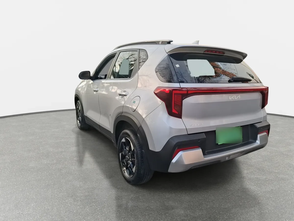 Kia Sonet 1.5 Ex 4x2 Ivt Ri At 5p año 2025