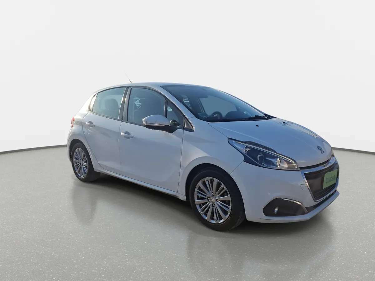 Peugeot 208 1.2 Active Pack Puretech 4x2 82hp Mt 5p año 2019
