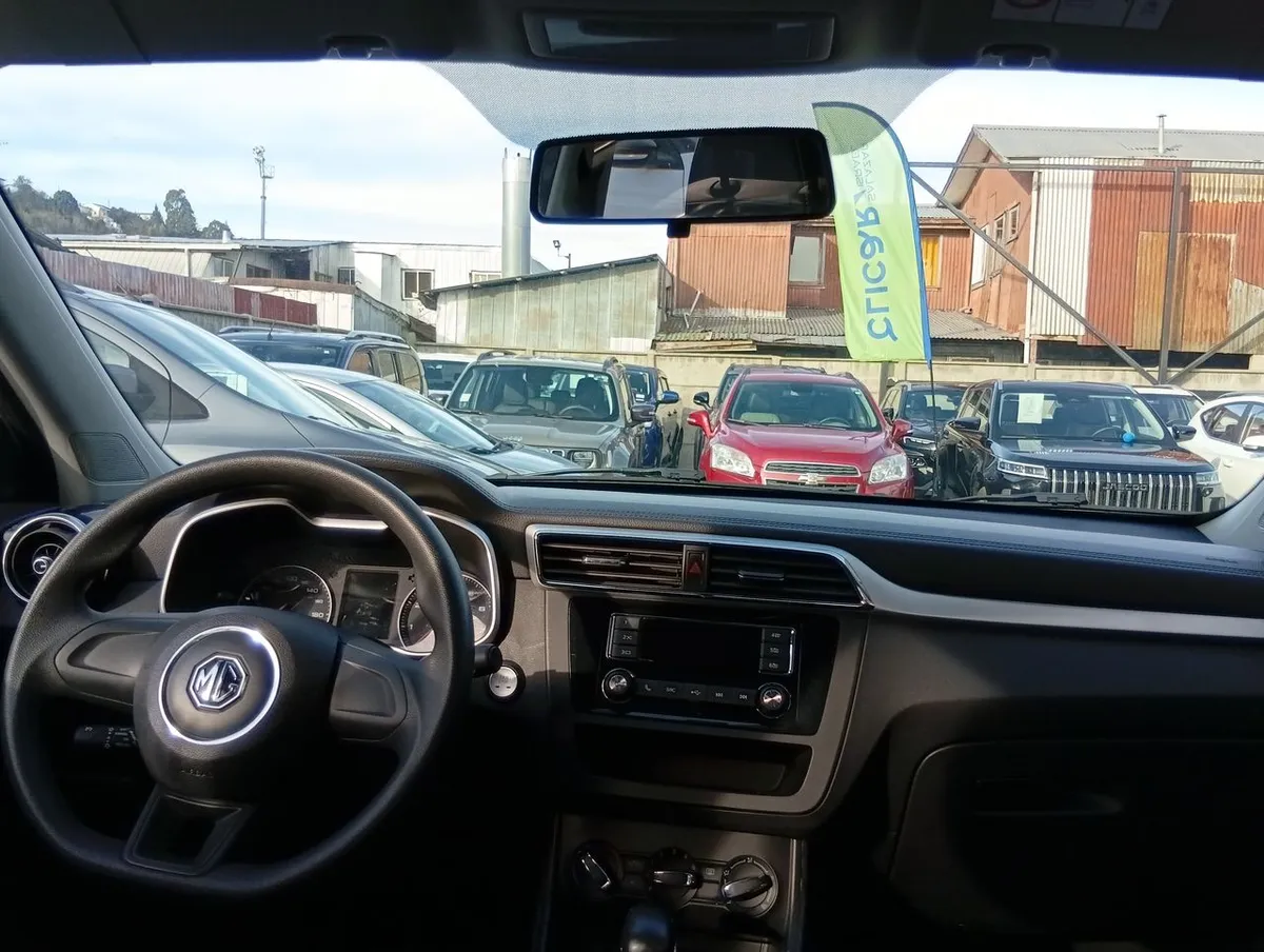 MG Mg Zs 1.5 Std 4x2 At 5p año 2023