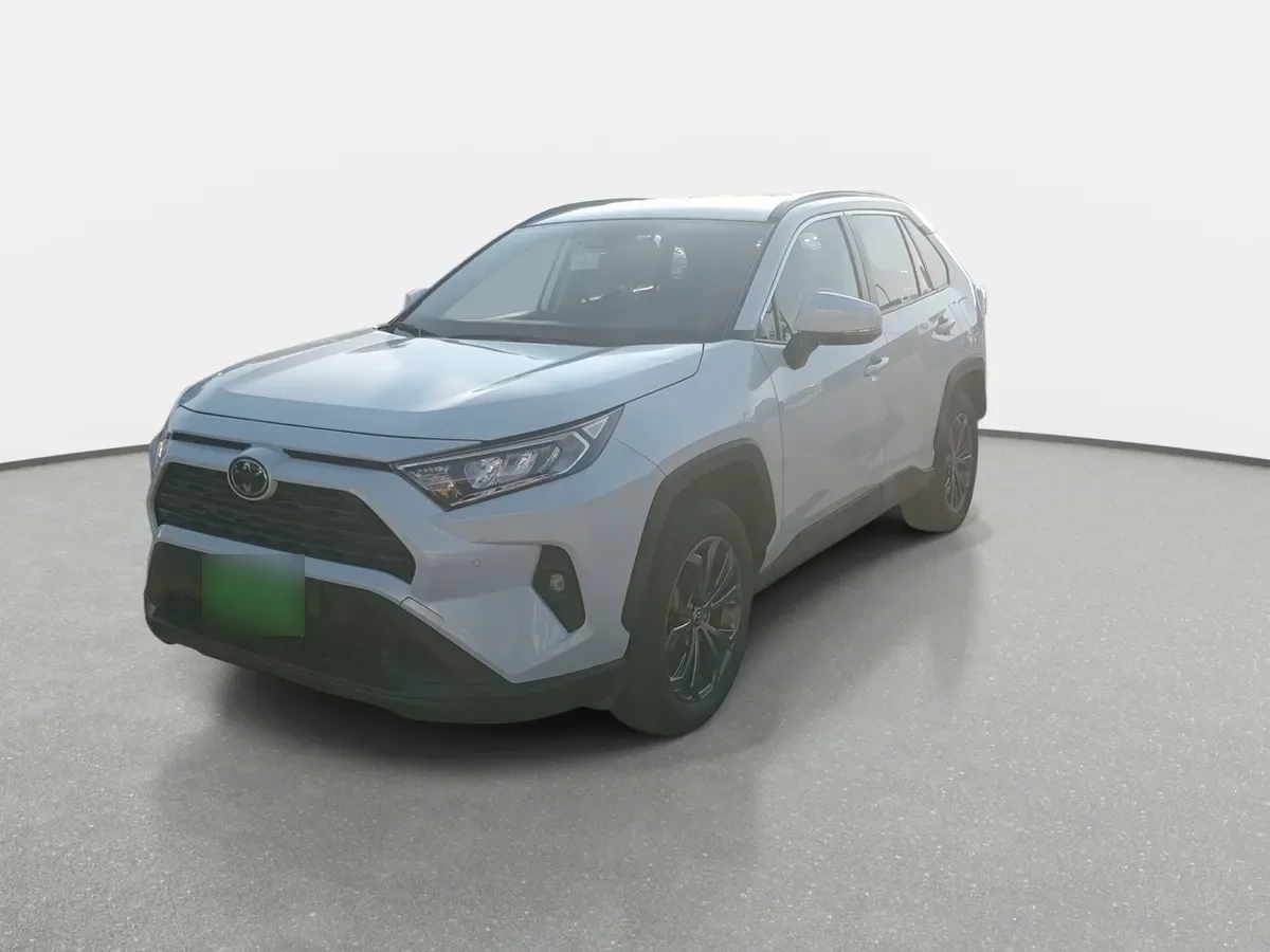 Toyota Rav 4 2.0 Xle 4x2 Cvt At 5p año 2024
