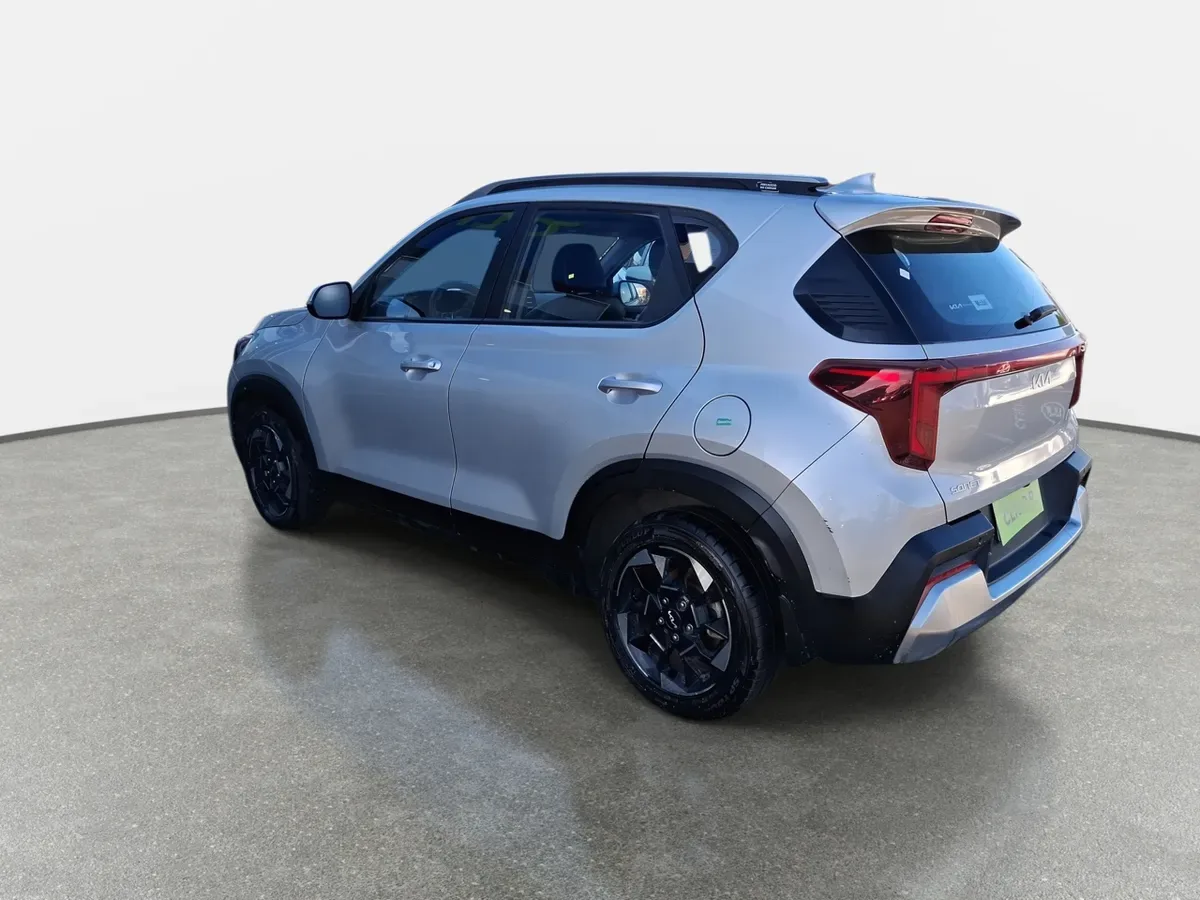 Kia Sonet 1.5 Ex 4x2 Ivt Ri At 5p año 2025